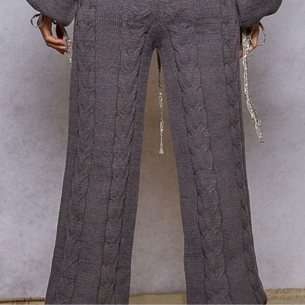POL 2-piece Gray Sweater Set; worn once - Picture 3 of 4